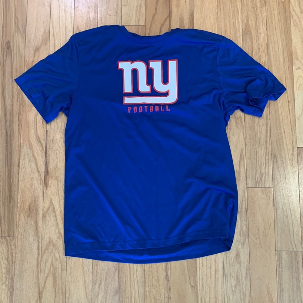 New York Giants athletic tshirt